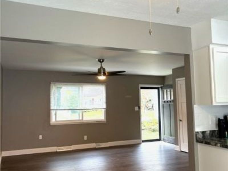 1054 Karen Drive, Akron, OH 44313 Photo 5