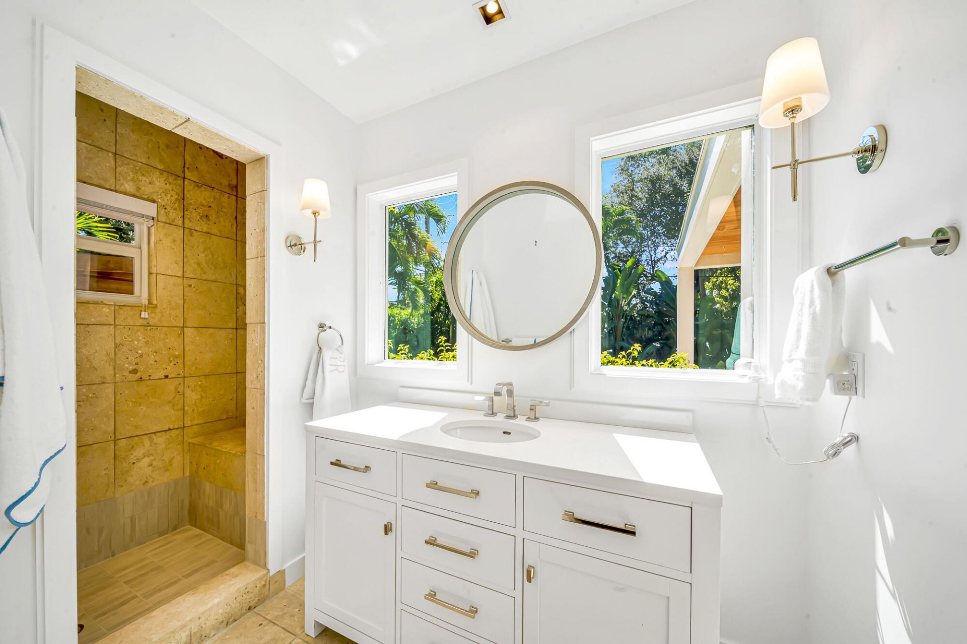 300 Barcelona Road, West Palm Beach, FL 33401 Photo