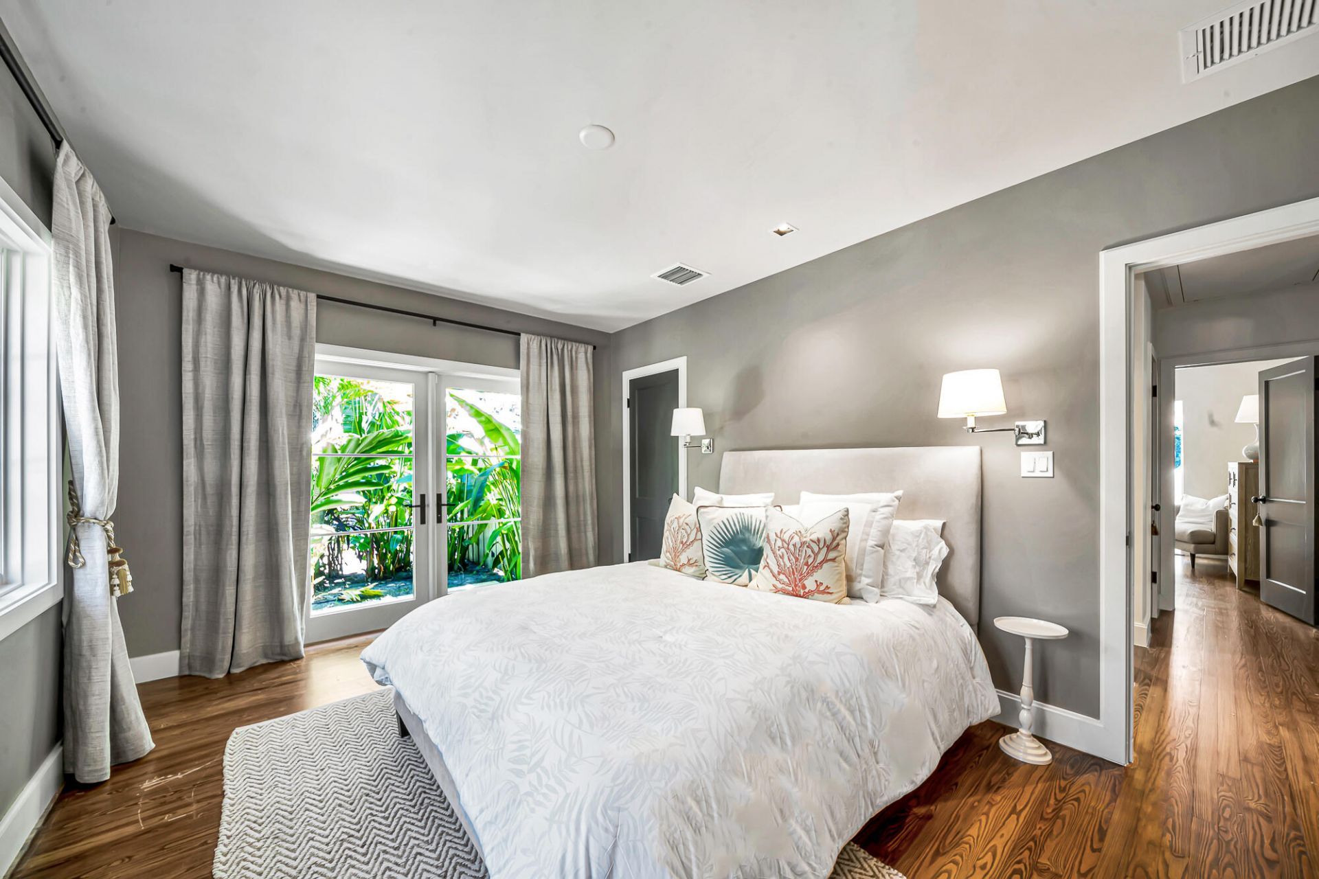 300 Barcelona Road, West Palm Beach, FL 33401 Photo