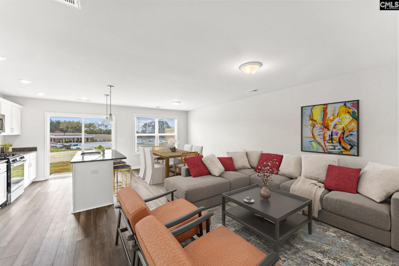 310 Tartan Road Photo 7