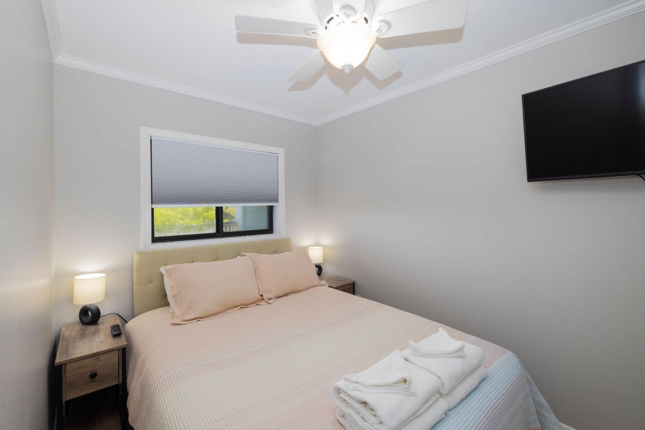 1300 Ocean Boulevard Photo 16