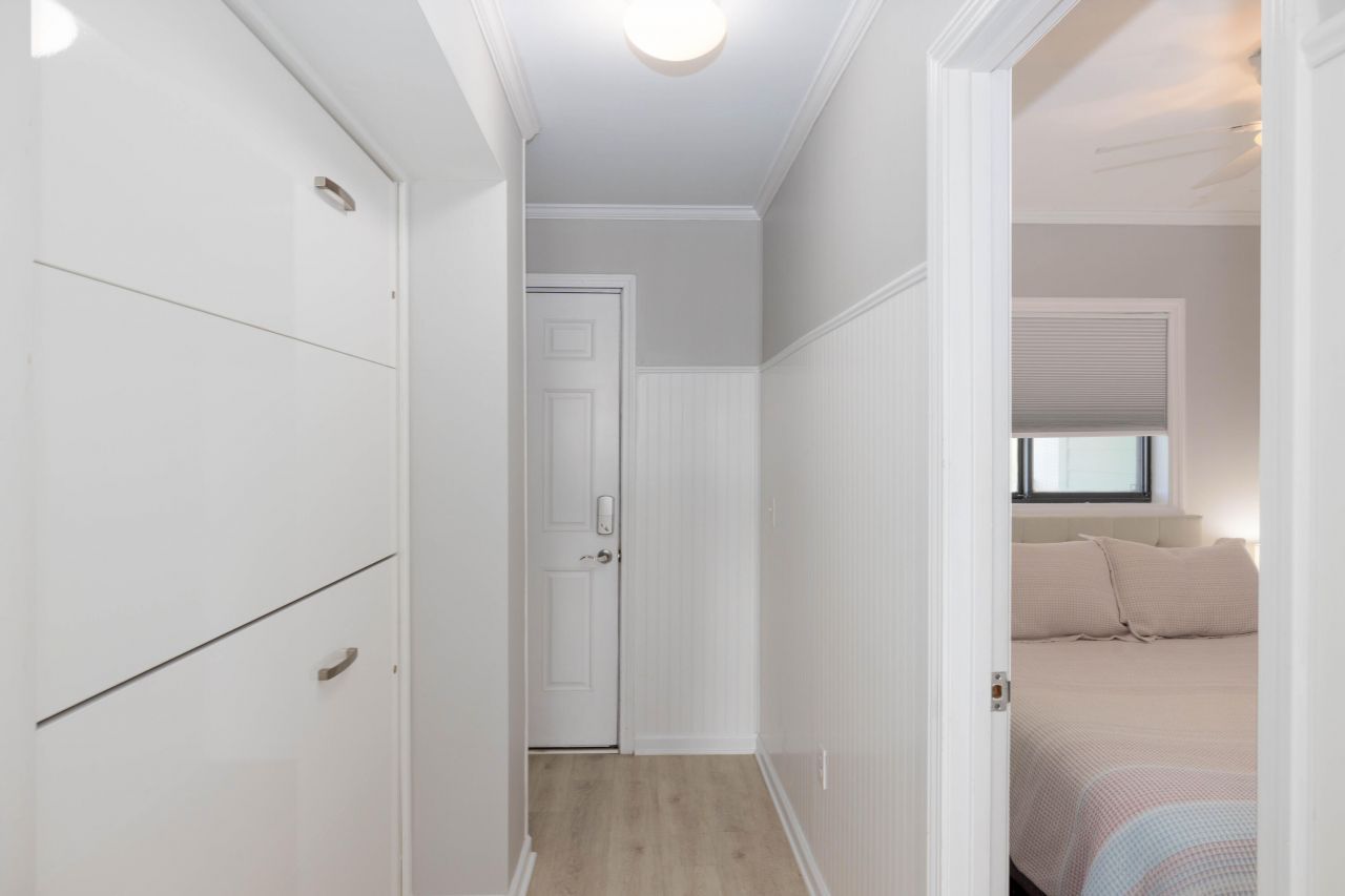 1300 Ocean Boulevard Photo 21