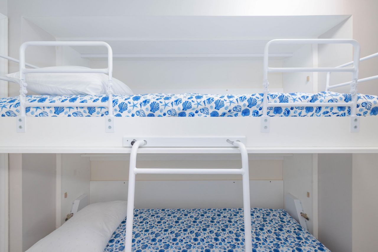 1300 Ocean Boulevard Photo 23