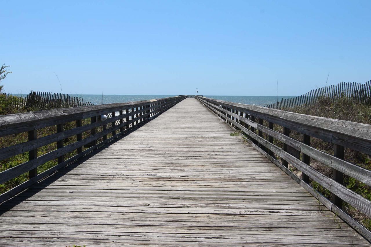 1300 Ocean Boulevard Photo 28