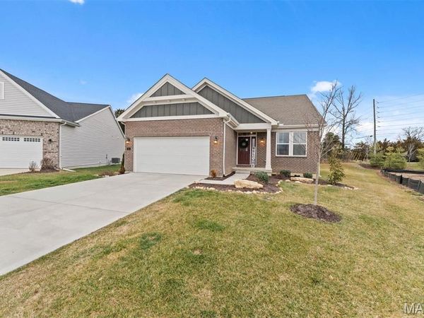 5 Spinney Bough Court, Wentzville, MO 63385