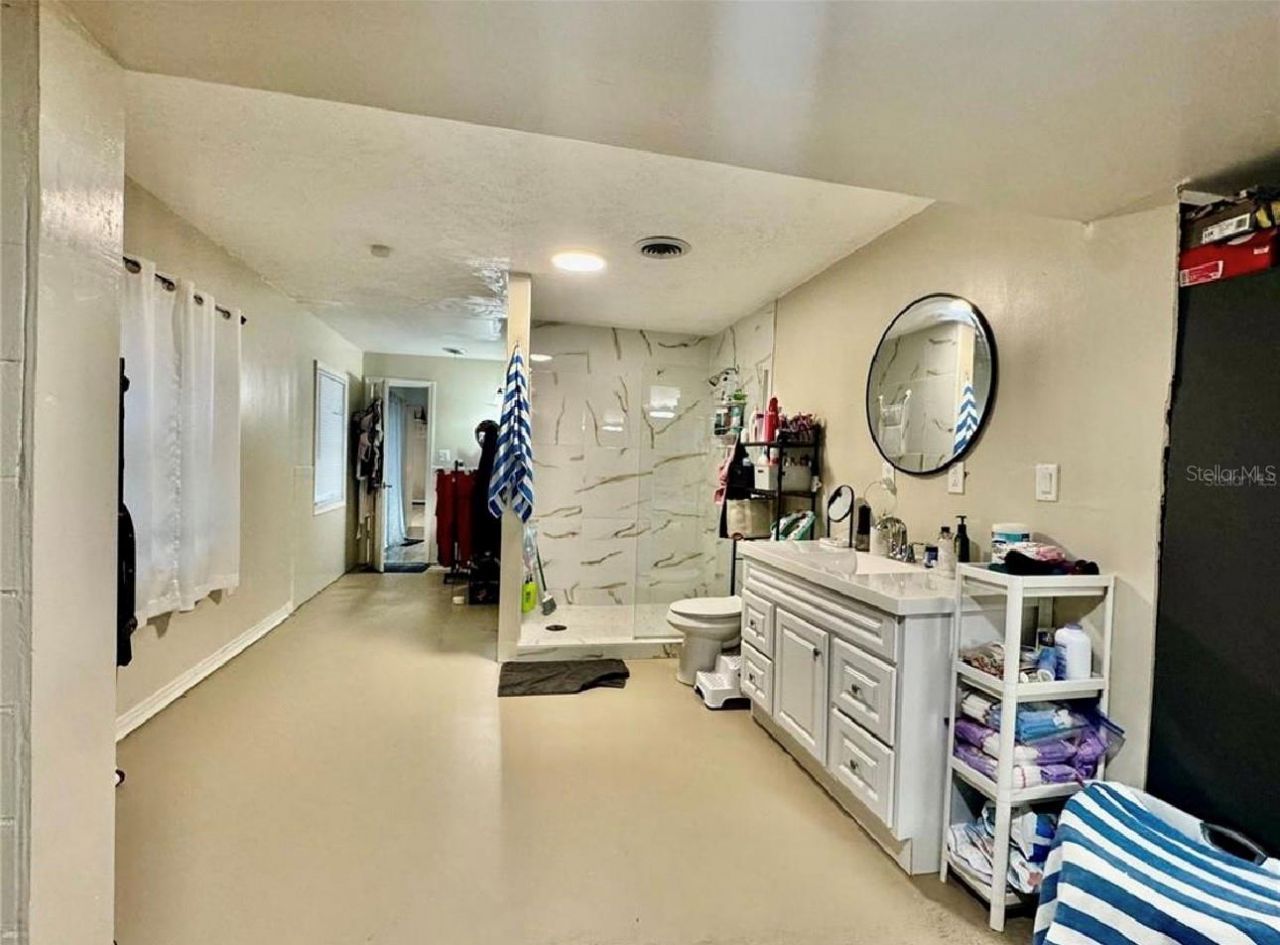 5832 Holmes Drive, Orlando, FL 32808 Photo