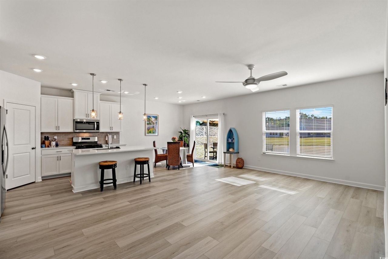 1546 Regal Fern Way Photo 11