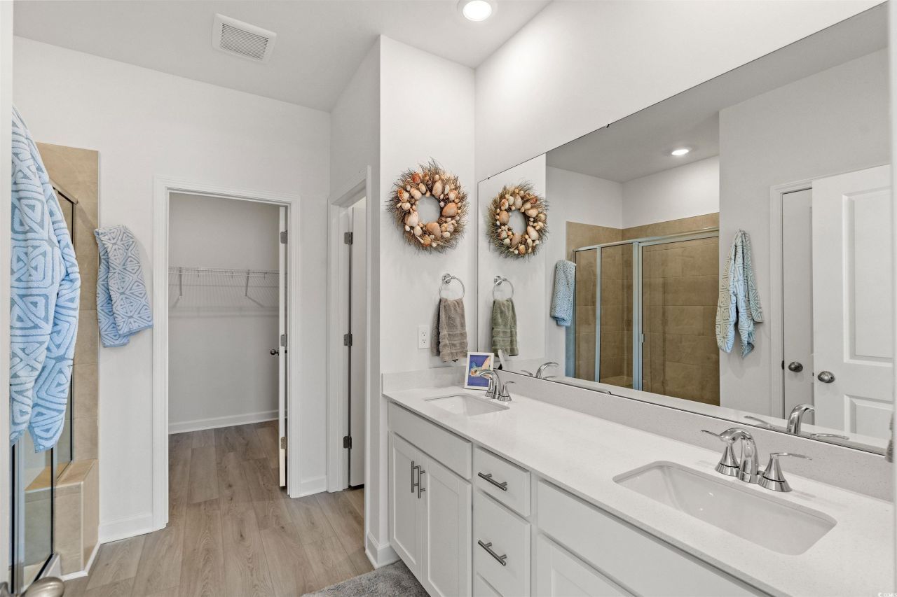 1546 Regal Fern Way Photo 15