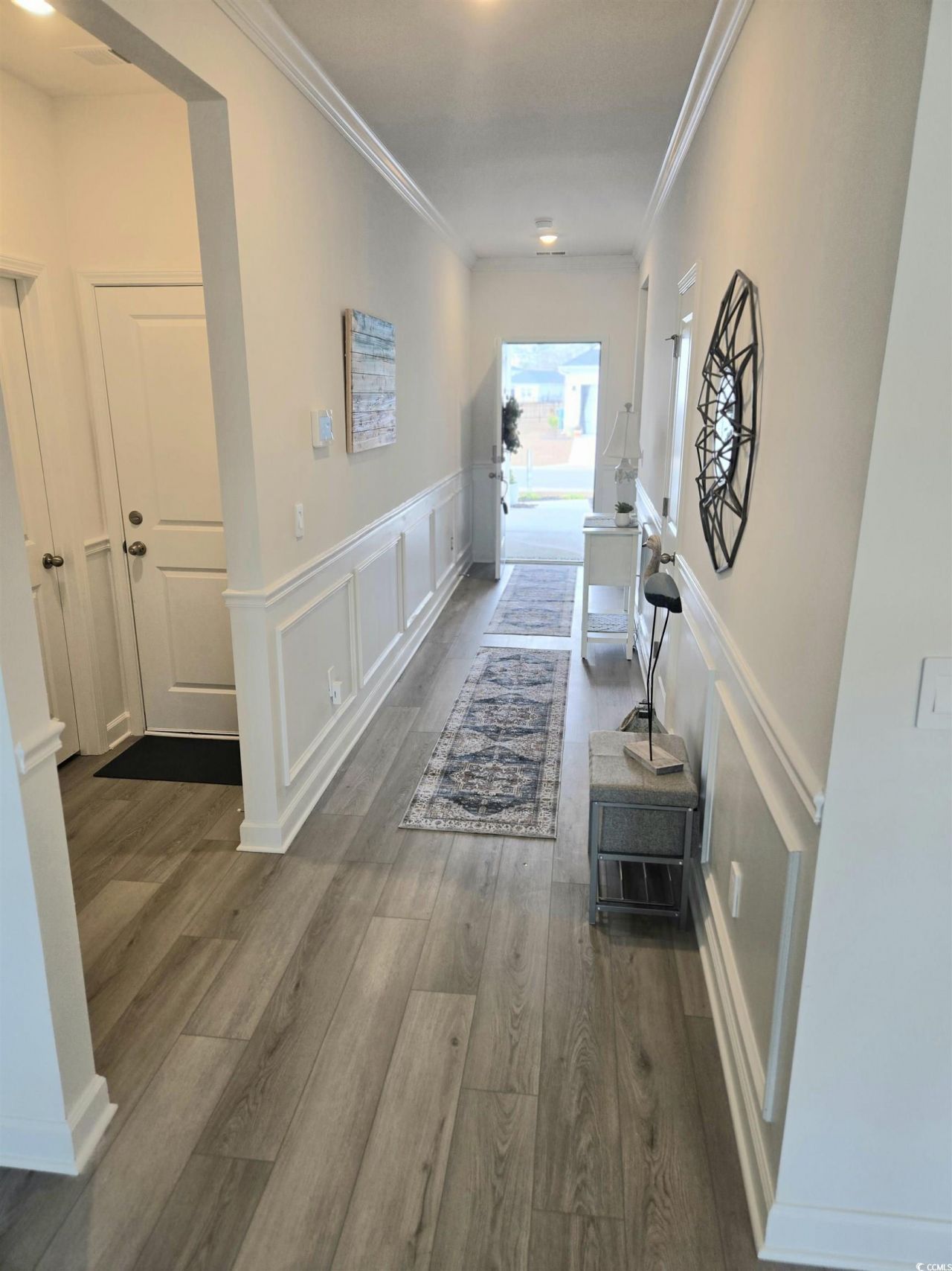 1546 Regal Fern Way Photo 4