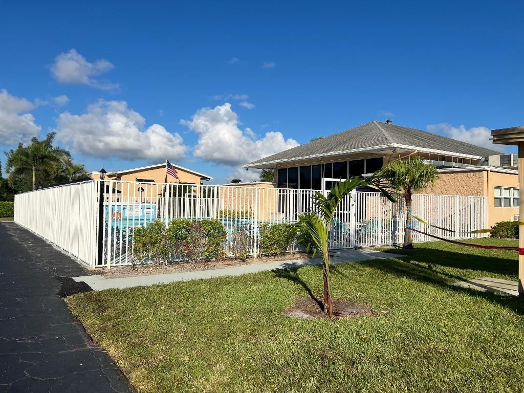 2161 NE 1st Court, Unit 102, Boynton Beach, FL 33435 Photo