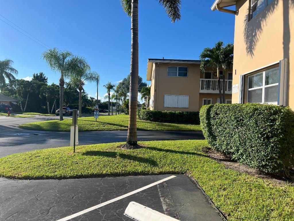 2161 NE 1st Court, Unit 102, Boynton Beach, FL 33435 Photo