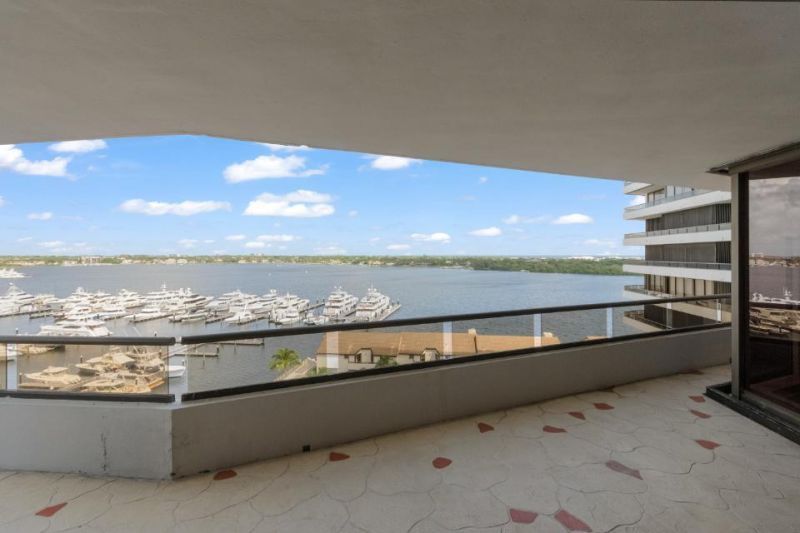 100 Lakeshore Drive, Unit 856, North Palm Beach, FL 33408 Photo