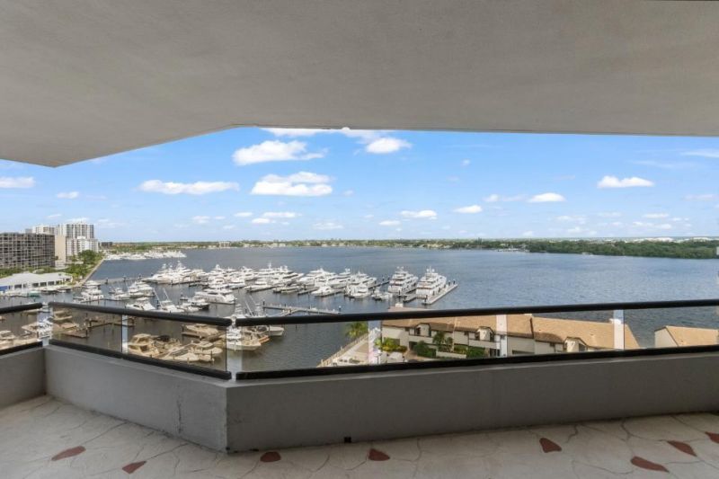 100 Lakeshore Drive, Unit 856, North Palm Beach, FL 33408 Photo