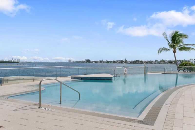 100 Lakeshore Drive, Unit 856, North Palm Beach, FL 33408 Photo