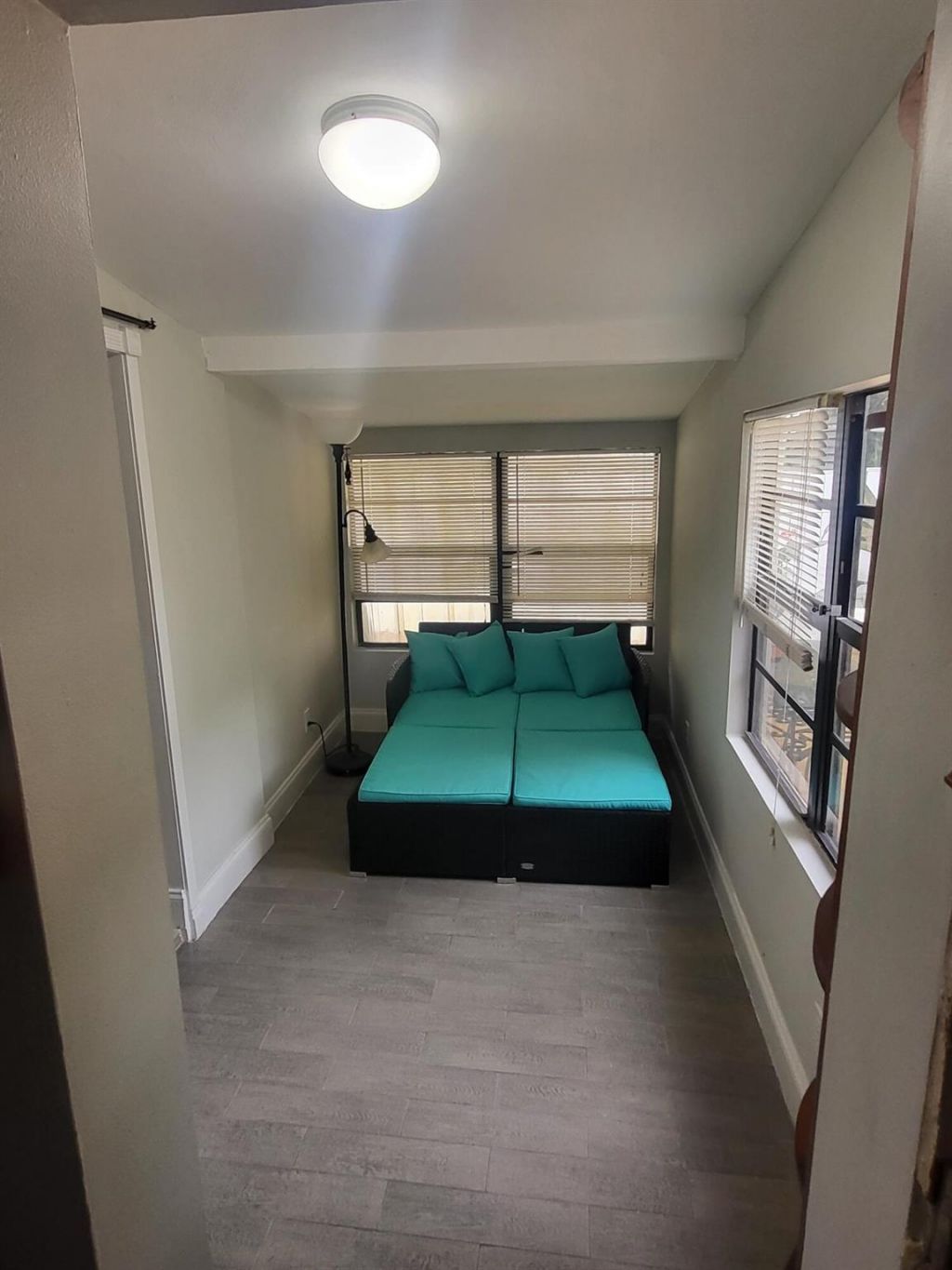 927 S Palmway, Lake Worth Beach, FL 33460 Photo