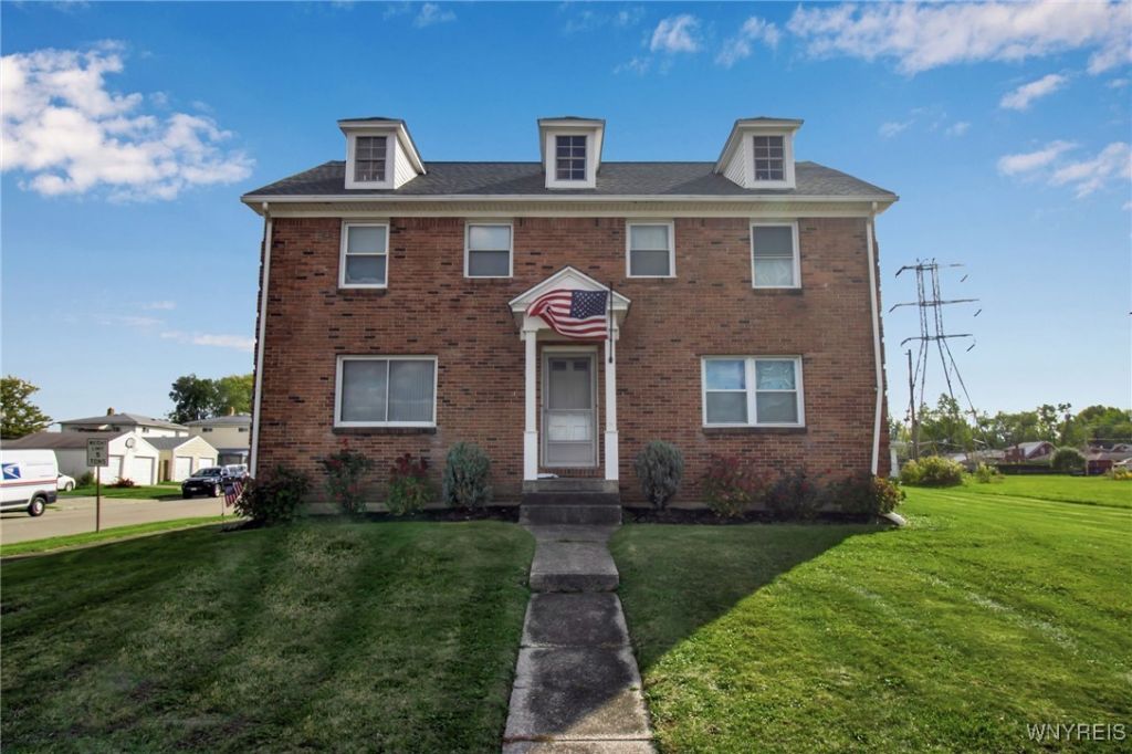 439 Wehrle Drive, Buffalo, NY 14225 Main Photo