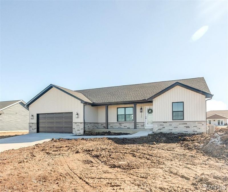 115 Bayport Drive, Moro, IL 62067 Main Photo