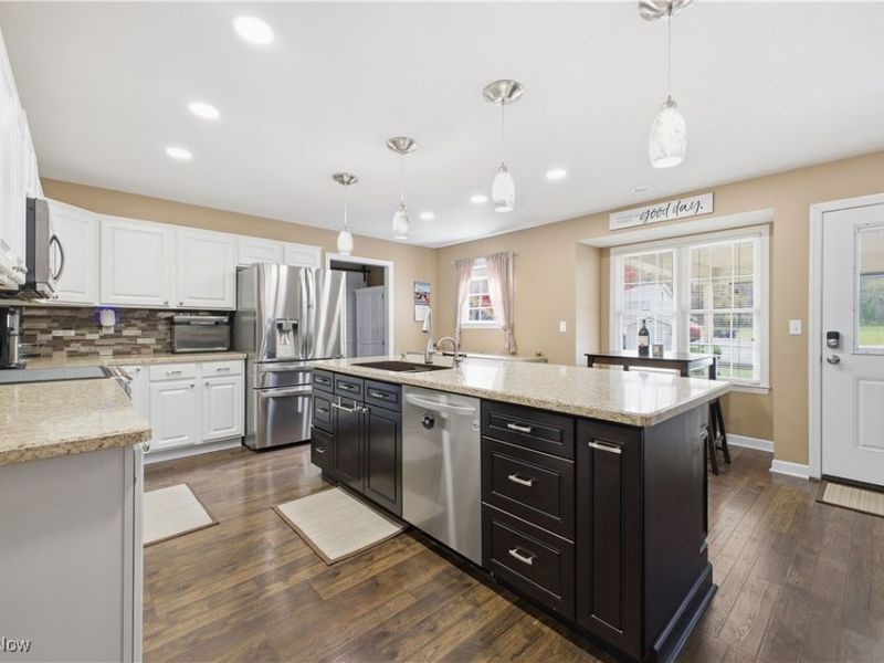 515 Hillside Drive, East Palestine, OH 44413 Photo 16