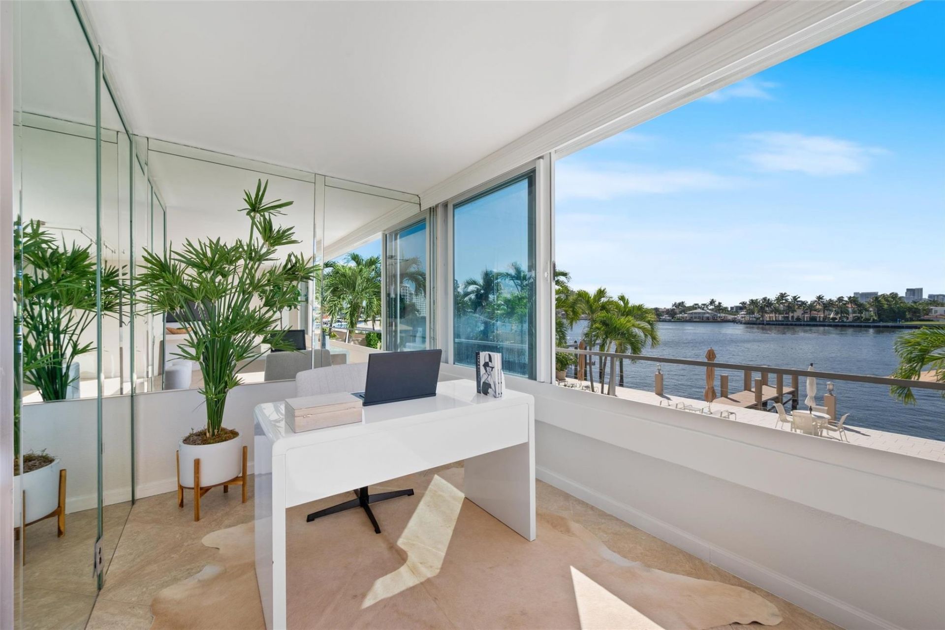 215 N Birch Road, Unit 2B, Fort Lauderdale, FL 33304 Photo