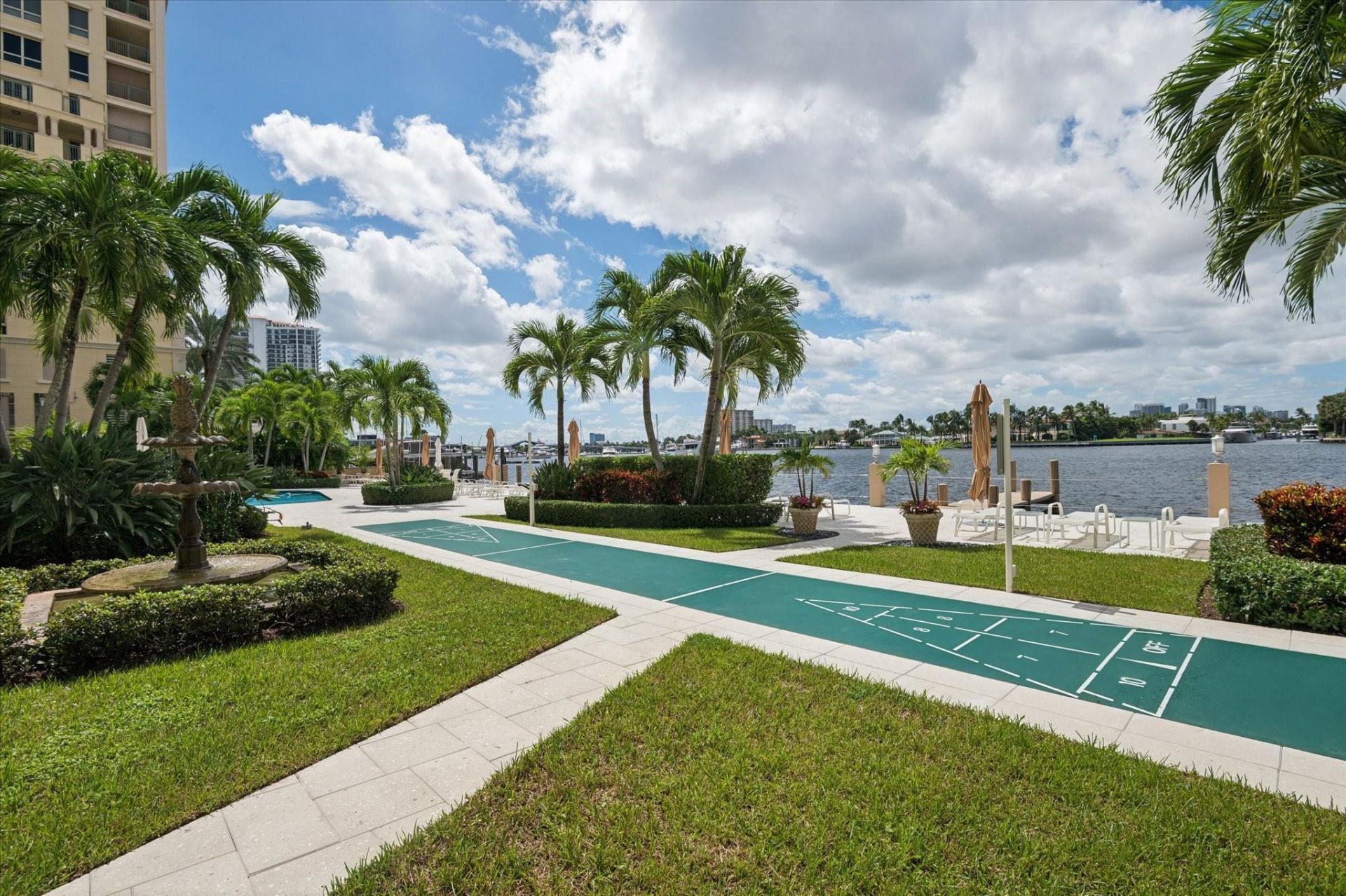 215 N Birch Road, Unit 2B, Fort Lauderdale, FL 33304 Photo