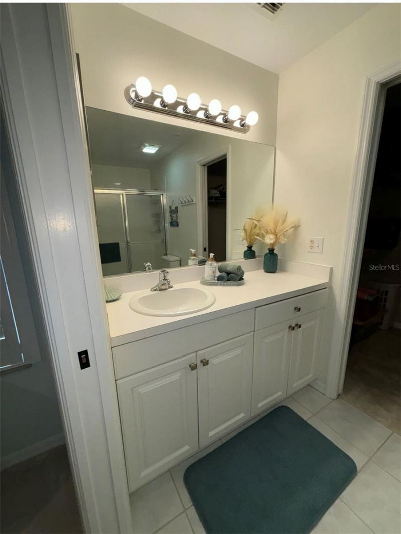 8369 Wingate Drive, Unit 2114, Sarasota, FL 34238 Photo