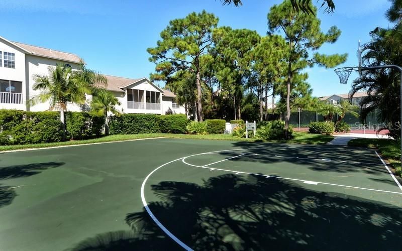 8369 Wingate Drive, Unit 2114, Sarasota, FL 34238 Photo