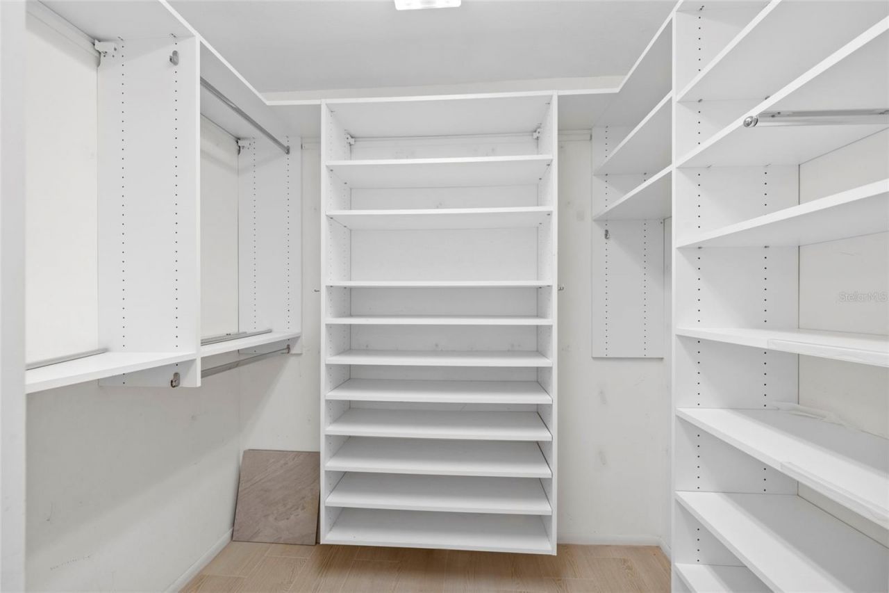 2425 Gulf Of Mexico Drive, Unit 7D, Longboat Key, FL 34228 Photo