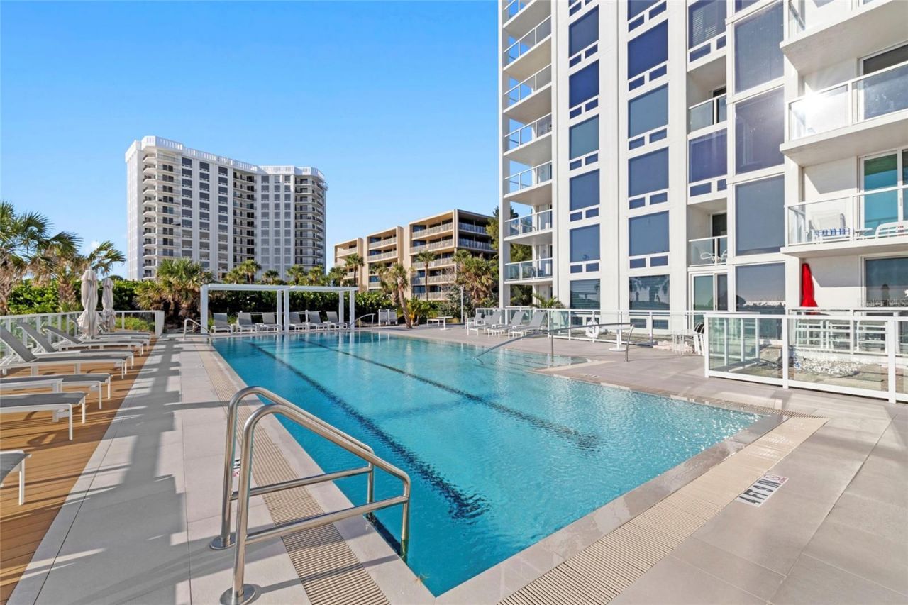 2425 Gulf Of Mexico Drive, Unit 7D, Longboat Key, FL 34228 Photo