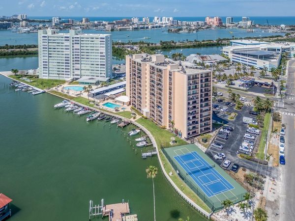 51 ISLAND WAY, Unit 1001, CLEARWATER BEACH, FL 33767