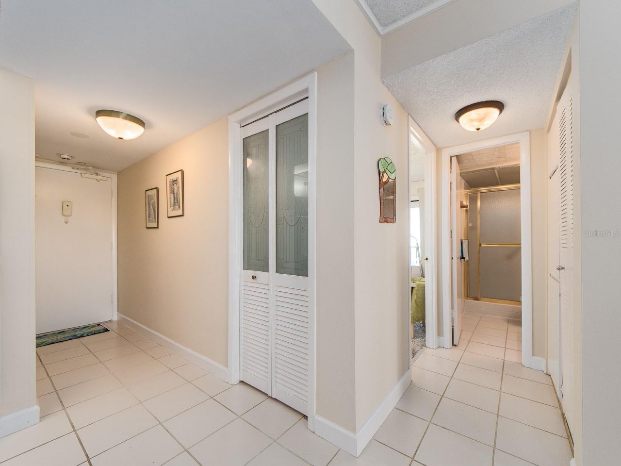 51 Island Way, Unit 1001, Clearwater Beach, FL 33767 Photo