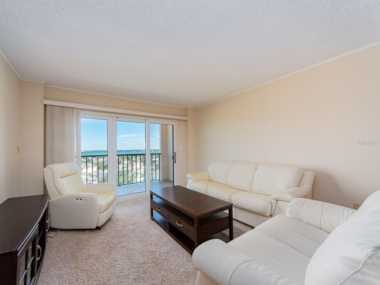 51 Island Way, Unit 1001, Clearwater Beach, FL 33767 Photo