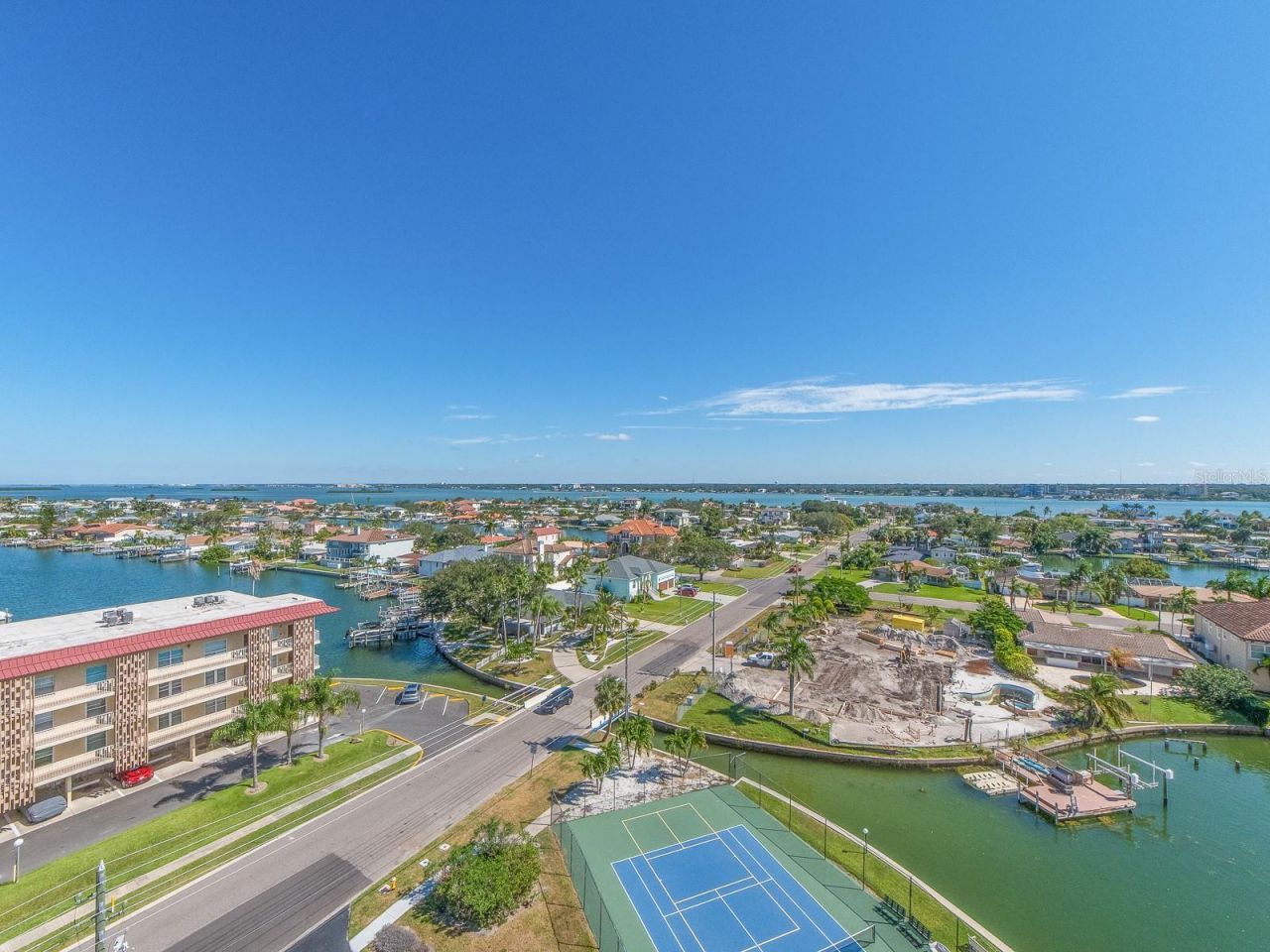 51 Island Way, Unit 1001, Clearwater Beach, FL 33767 Photo