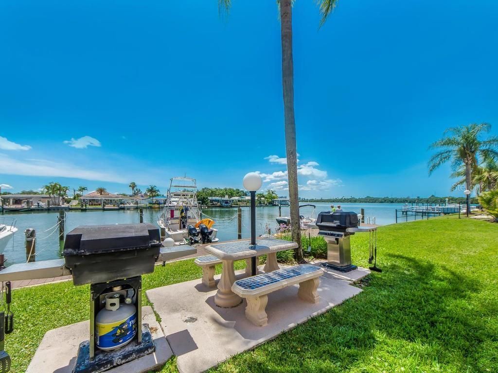 51 Island Way, Unit 1001, Clearwater Beach, FL 33767 Photo