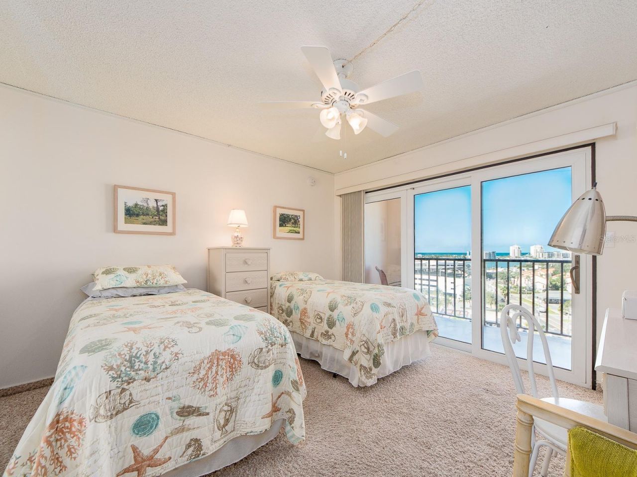 51 Island Way, Unit 1001, Clearwater Beach, FL 33767 Photo