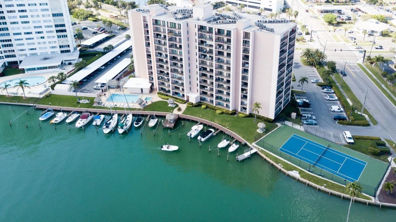 51 Island Way, Unit 1001, Clearwater Beach, FL 33767 Photo