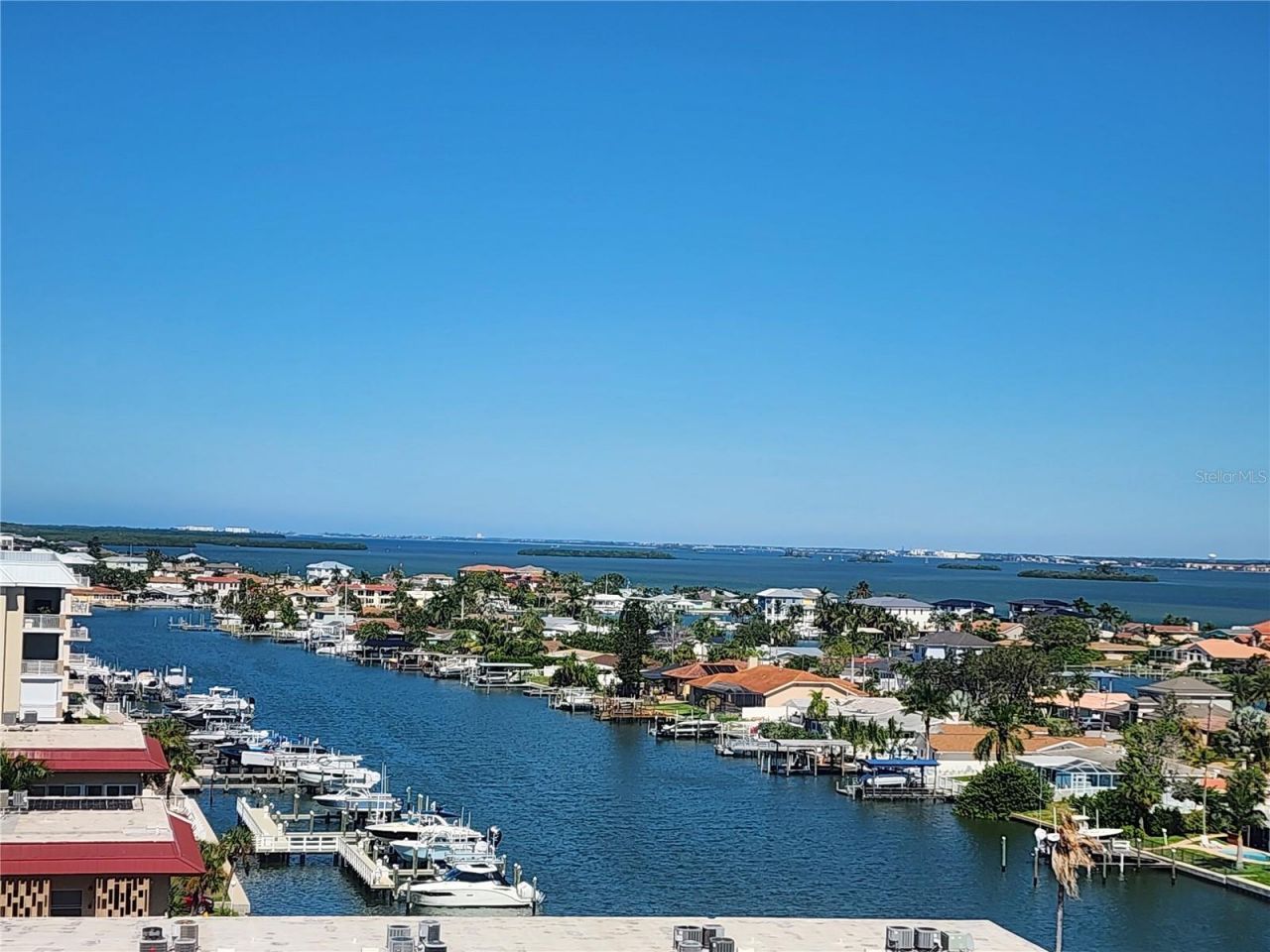 51 Island Way, Unit 1001, Clearwater Beach, FL 33767 Photo