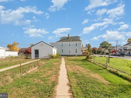 429 HIGH STREET Hanover, PA 17331