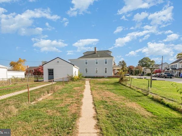 429 HIGH STREET, HANOVER, PA 17331