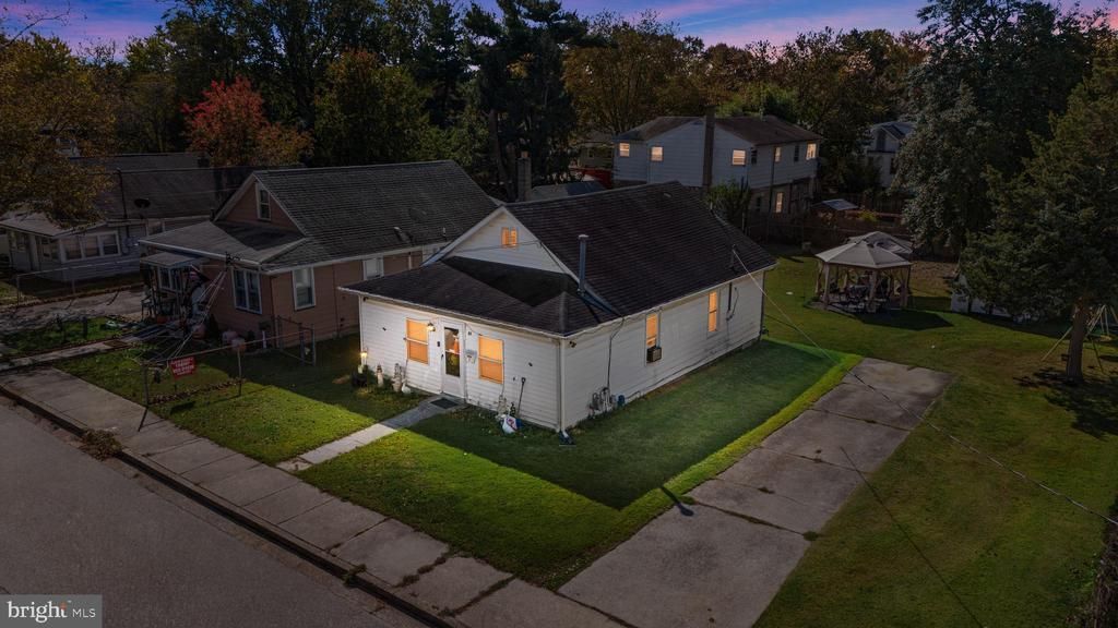 37 Brandriff Avenue, Pennsville, NJ 08070 Main Photo