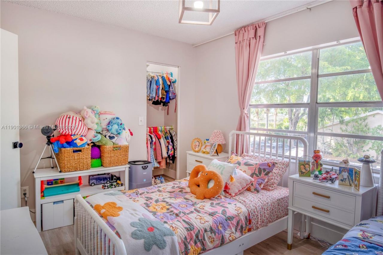 754 Banks Rd, Coconut Creek, FL 33063 Photo
