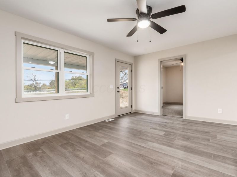 7115 East Pike, Zanesville, OH 43701 Photo 2