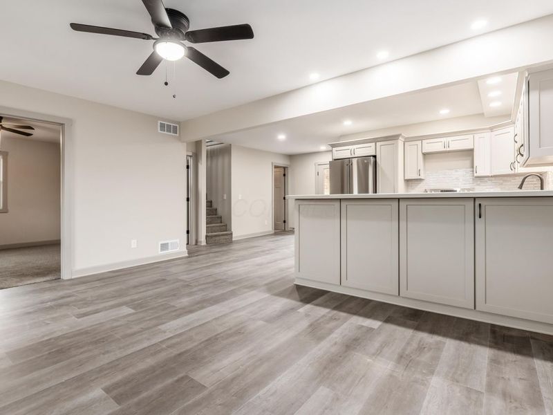 7115 East Pike, Zanesville, OH 43701 Photo 9