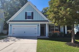 134 Longdale Drive photo 4