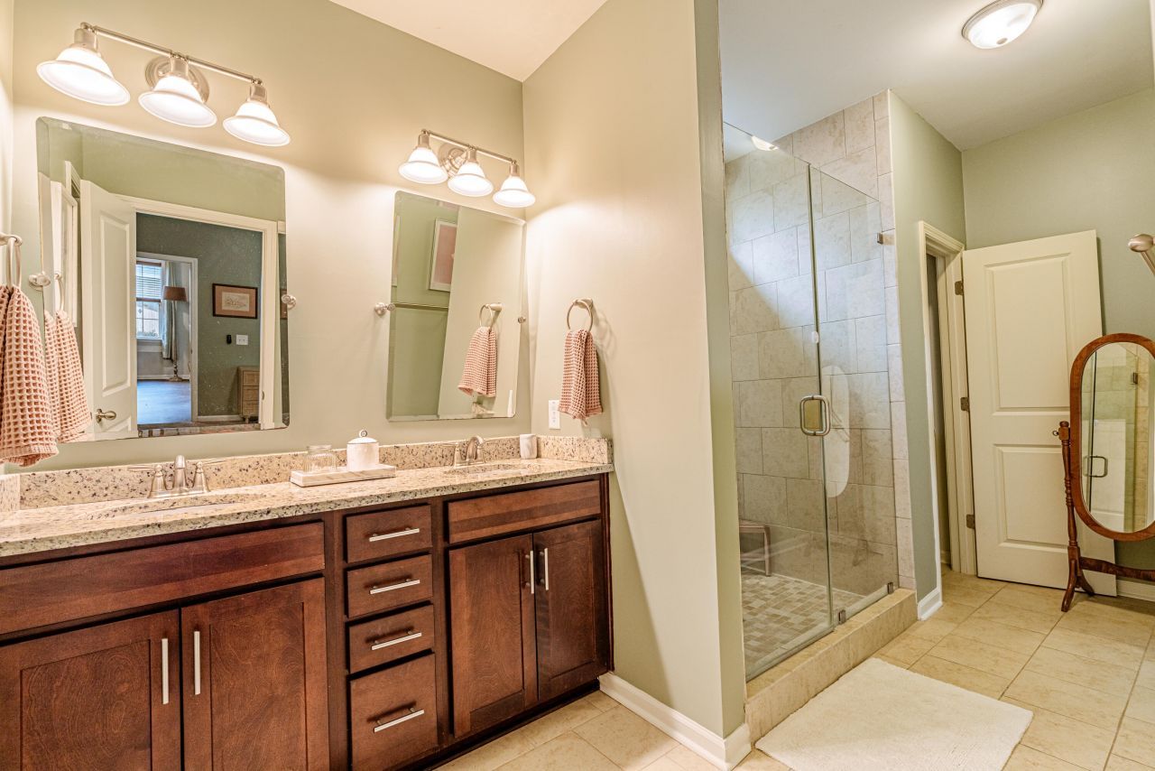 134 Longdale Drive Photo 22