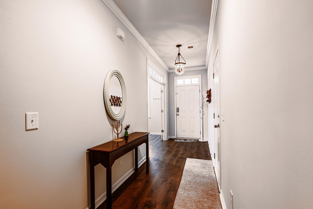 134 Longdale Drive Photo 4