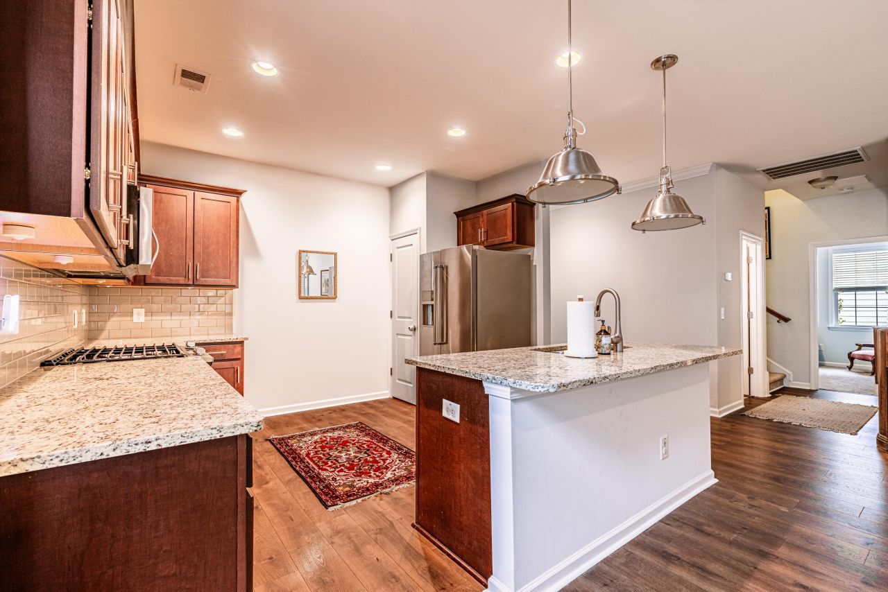 134 Longdale Drive Photo 8