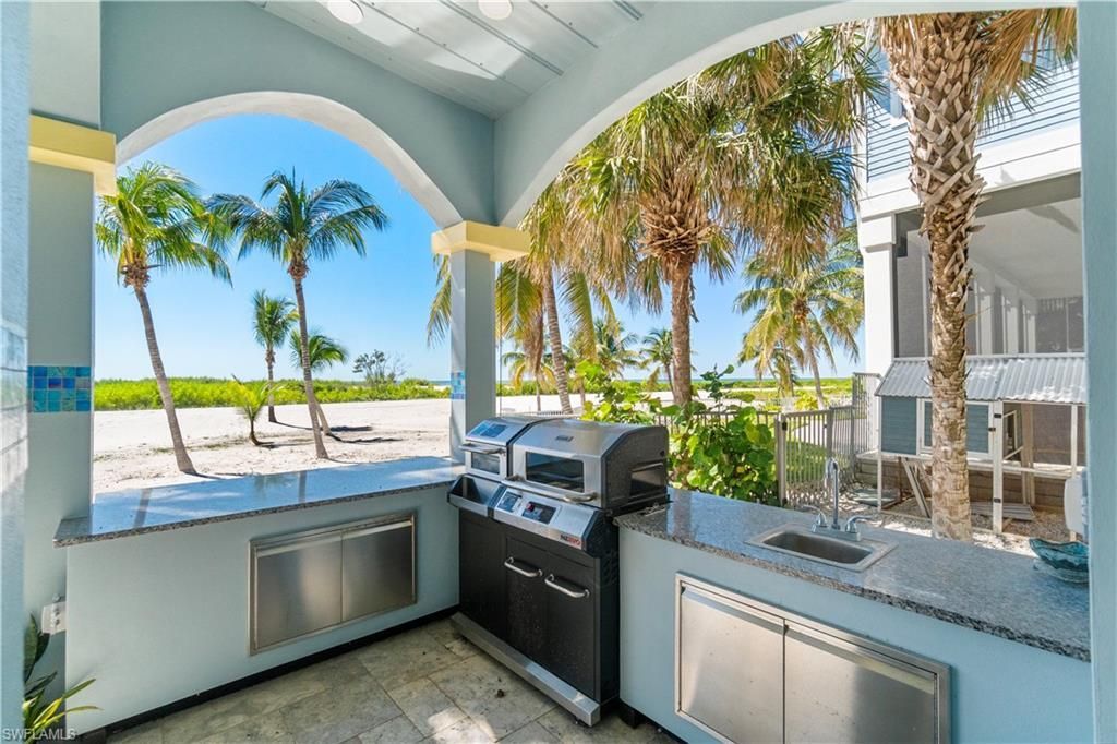 8124 Estero Blvd, Fort Myers Beach, FL 33931 Photo