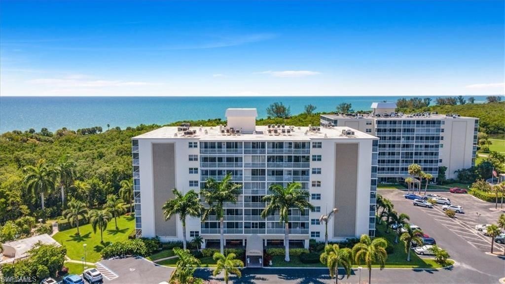 3 Bluebill Ave, Unit 207, Naples, FL 34108 Photo