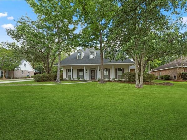 2150 HAMPSHIRE Drive, Slidell, LA 70461