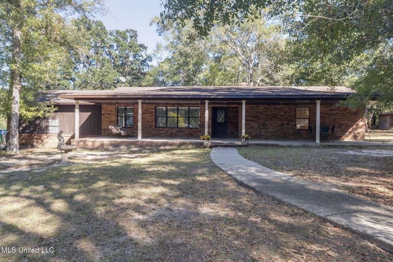 12656 Wolf River Road, Gulfport, MS 39503 Main Photo